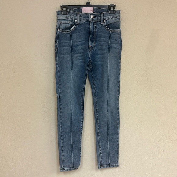 REVICE Denim - Revice womans star bottom straight skinny Jean size 27